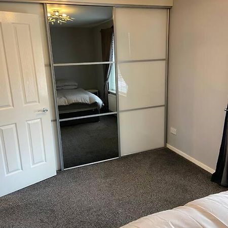 Вилла Garland Way 2 Bed House Sheffield Free Parking 5 Min From M1 Мосборо Экстерьер фото
