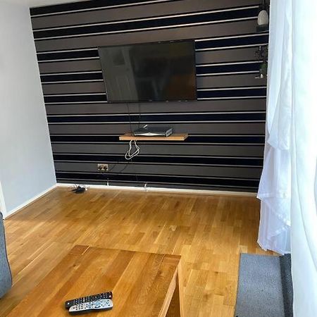 Вилла Garland Way 2 Bed House Sheffield Free Parking 5 Min From M1 Мосборо Экстерьер фото